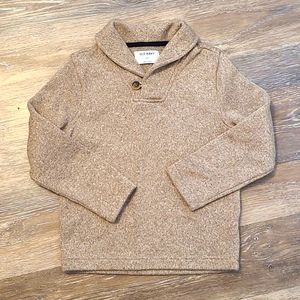 Old navy boys sweater size small (6-7)